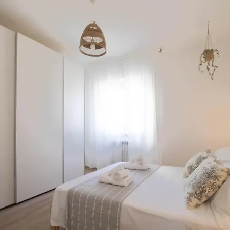 100 Meters From The Sea Wi-fi Center Ac Relax Train Station Porto SantʼElpidio