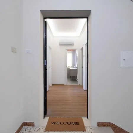 100 Meters From The Sea Wi-fi Center Ac Relax Train Station * Porto SantʼElpidio